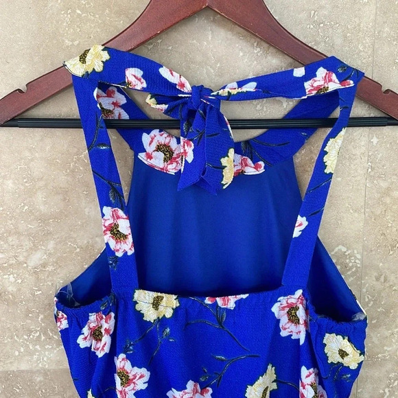 Trixxi Women’s Romper Floral Sleeveless Halter Neckline Short Tie Blue Size S - Picture 4 of 13